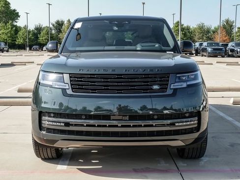 New 2026 Land Rover Range Rover Long Wheelbase SE AWD/4WD image 6