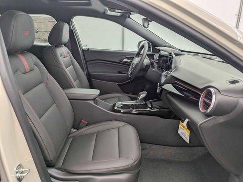 New 2026 Chevrolet Trax RS w/ Sunroof Package FWD image 23