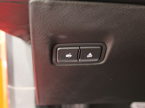 Used 2015 Chevrolet Corvette Z51 3LT w/ 3LT Preferred Equipment Group image 10