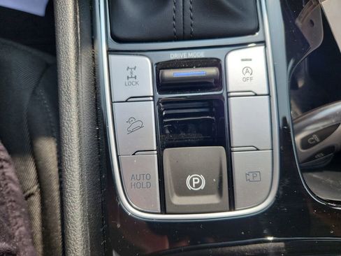 Used 2025 Hyundai Tucson SE image 25