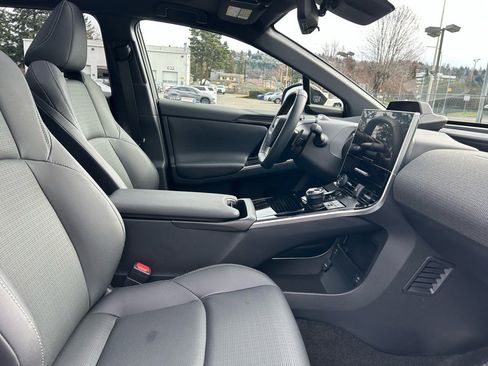 Used 2024 Subaru Solterra Touring image 16