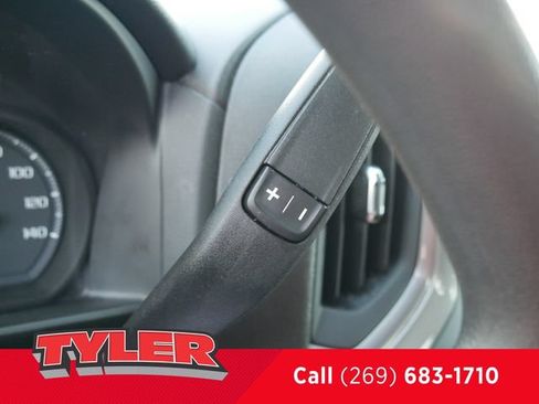 Used 2021 Chevrolet Silverado 1500 Custom AWD/4WD image 26