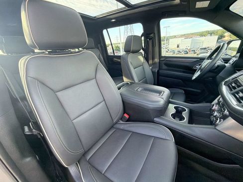 Used 2023 GMC Yukon XL SLT w/ SLT Premium Package AWD/4WD image 37