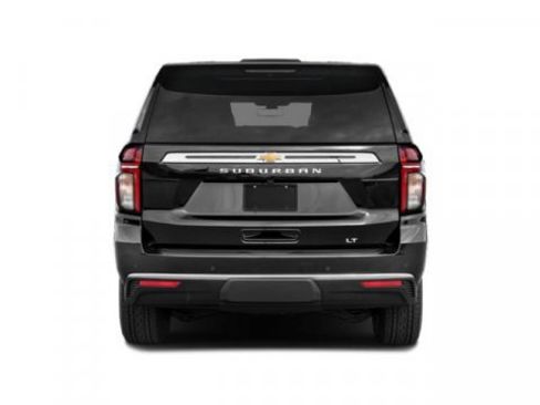 Used 2024 Chevrolet Suburban LT image 8