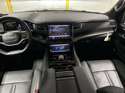 New 2026 Jeep Grand Wagoneer Summit AWD/4WD image 10