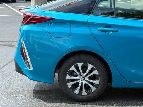 Used 2020 Toyota Prius Prime XLE FWD image 8