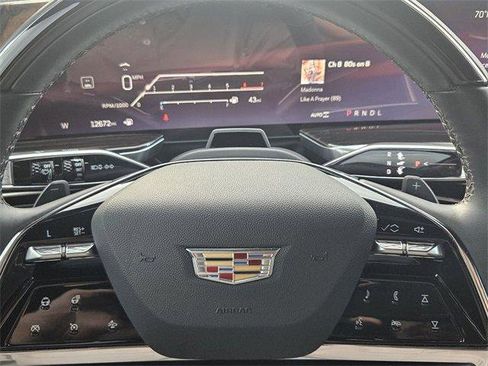 Certified 2025 Cadillac Escalade Premium Luxury image 14