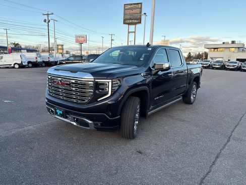 New 2026 GMC Sierra 1500 Denali w/ Denali Reserve Package image 3