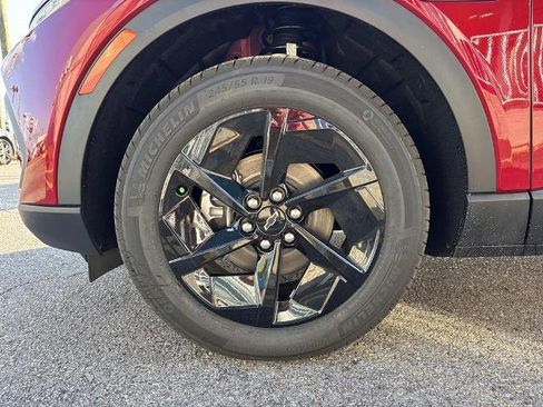 New 2026 Chevrolet Equinox EV LT image 4