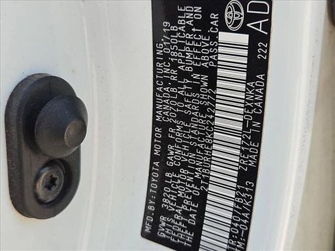 Used 2019 Toyota Corolla LE FWD image 17