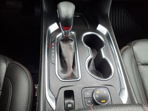 Certified 2023 Chevrolet Traverse RS image 17