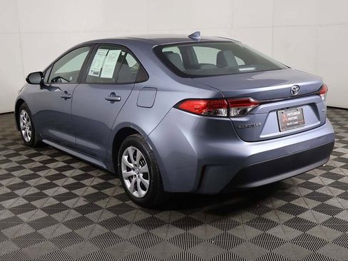 Used 2023 Toyota Corolla LE image 6