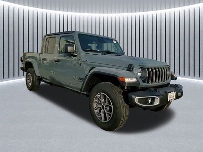 New 2026 Jeep Gladiator Sport