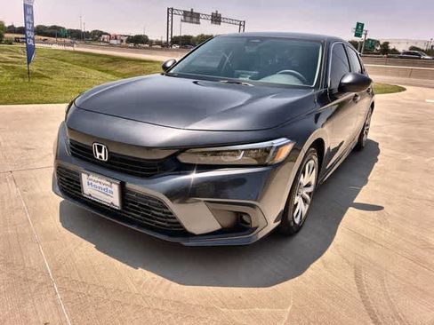 Used 2023 Honda Civic LX image 2