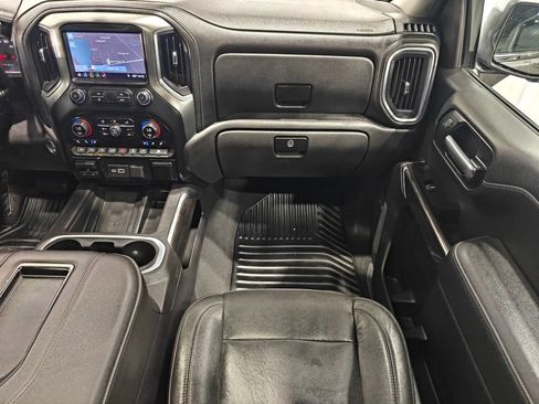 Used 2019 Chevrolet Silverado 1500 LTZ w/ LTZ Premium Package AWD/4WD image 31