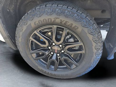 Used 2024 GMC Sierra 1500 Elevation AWD/4WD image 30