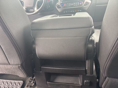 Used 2017 Chevrolet Silverado 1500 LT w/ All Star Edition image 28