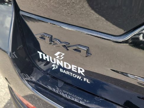 Used 2023 Jeep Grand Cherokee Altitude image 6