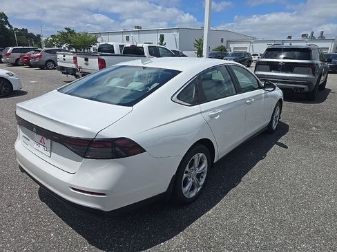 Used 2024 Honda Accord LX image 5