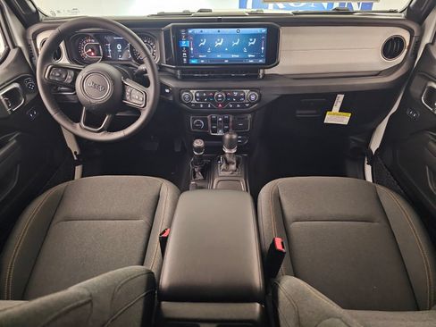 New 2026 Jeep Gladiator Sport AWD/4WD image 14