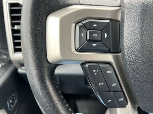 Used 2022 Ford F250 Lariat w/ Lariat Ultimate Package image 39