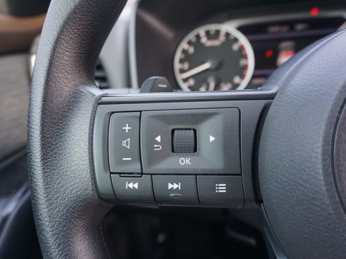 Used 2023 Nissan Rogue S FWD image 8
