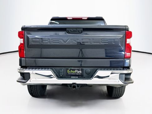 Used 2023 Chevrolet Silverado 1500 LT image 7