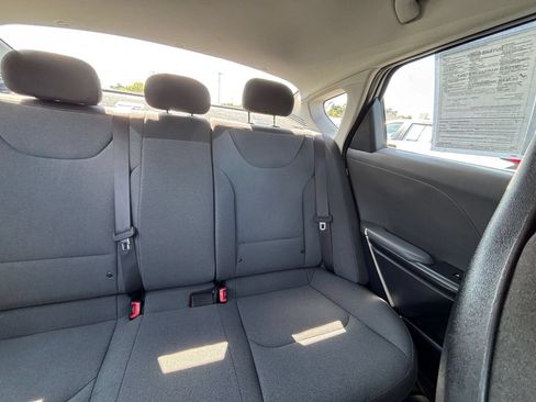 Used 2025 Kia K4 FWD image 36