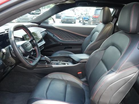 Used 2024 Dodge Charger Daytona R/T w/ Plus Group AWD/4WD image 2