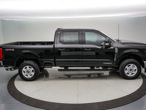 New 2026 Ford F250 XLT image 4