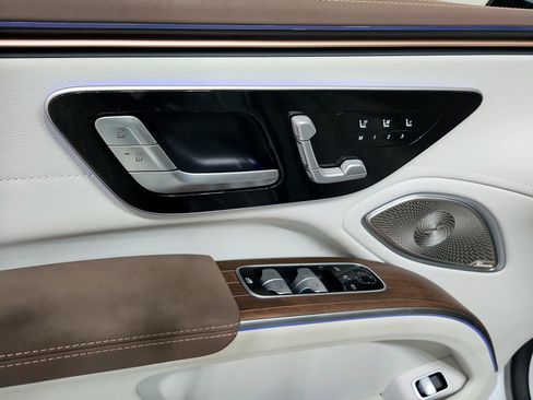 Certified 2023 Mercedes-Benz EQS 580 4MATIC Sedan image 20