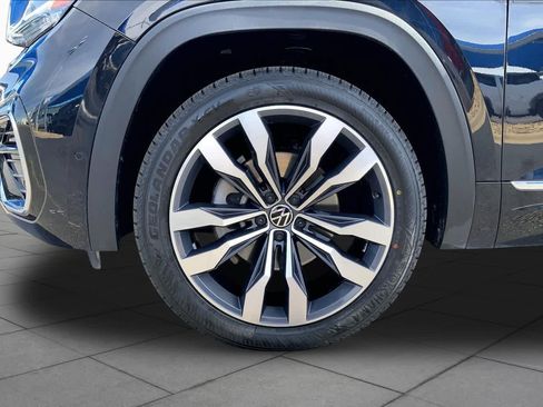 Used 2021 Volkswagen Atlas SEL Premium AWD/4WD image 11