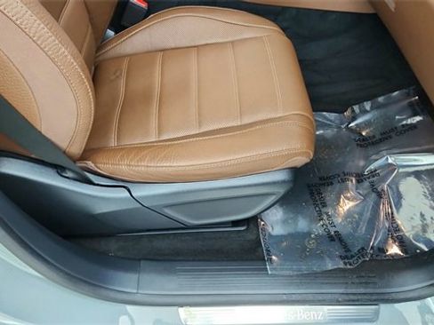 Used 2025 Mercedes-Benz GLS 450 4MATIC image 23