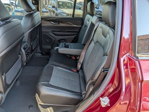 New 2026 Jeep Grand Cherokee Laredo image 13