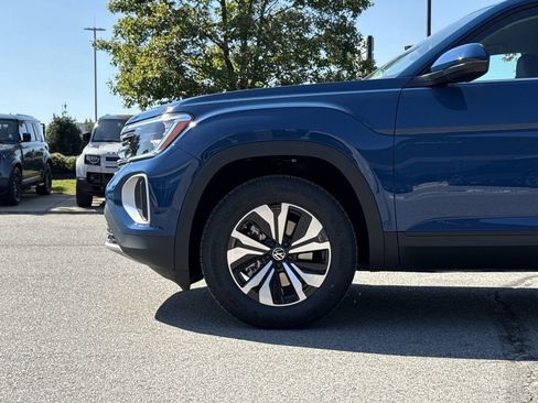 New 2026 Volkswagen Atlas SE image 9