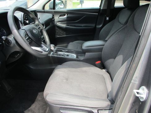 Used 2019 Hyundai Santa Fe SE FWD image 16