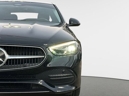 Used 2023 Mercedes-Benz C 300 Sedan image 9