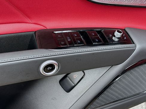 New 2025 Maserati Grecale Modena image 24