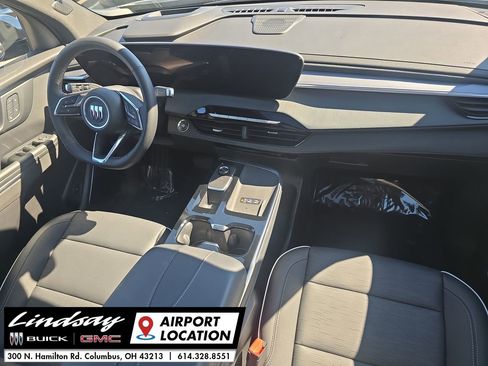 Used 2025 Buick Enclave Sport Touring w/ Power Package image 31