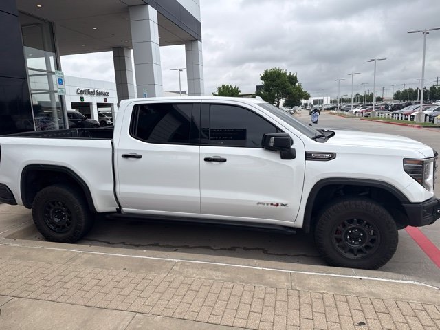 Used 2024 GMC Sierra 1500 AT4X w/ AT4X AEV Edition AWD/4WD image 6