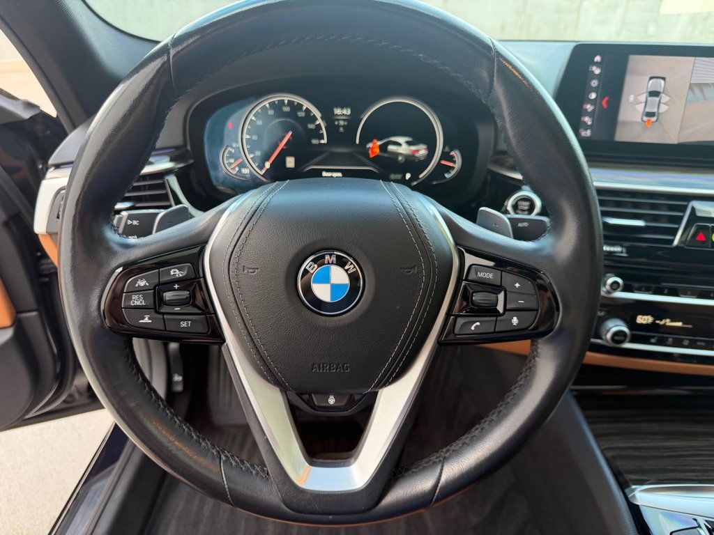 Used 2018 BMW 540i xDrive AWD/4WD image 10