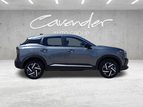 New 2026 Nissan Kicks SV w/ SV Premium Package FWD image 18