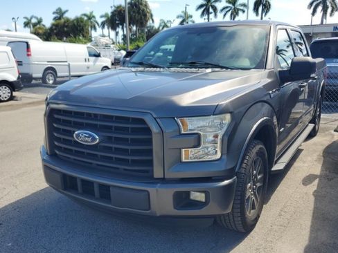 Used 2016 Ford F150 XLT w/ Equipment Group 302A Luxury RWD image 3
