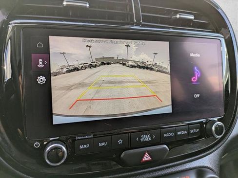 Used 2023 Kia Soul S FWD image 14