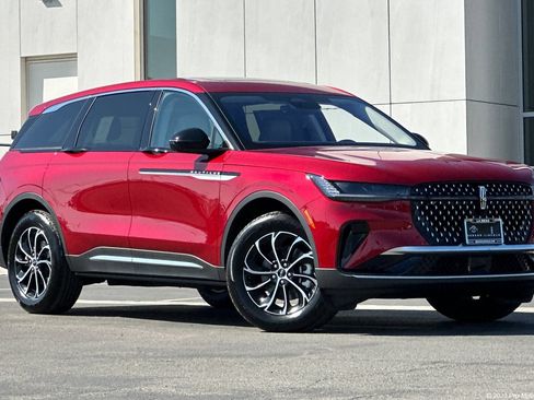 New 2026 Lincoln Nautilus Premier w/ Equipment Group 102A AWD/4WD image 1