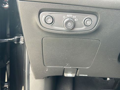 Used 2020 Buick Encore GX Select FWD image 11