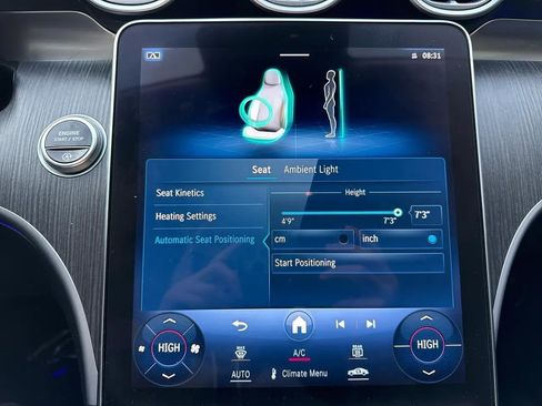 Used 2023 Mercedes-Benz C 300 4MATIC Sedan image 46