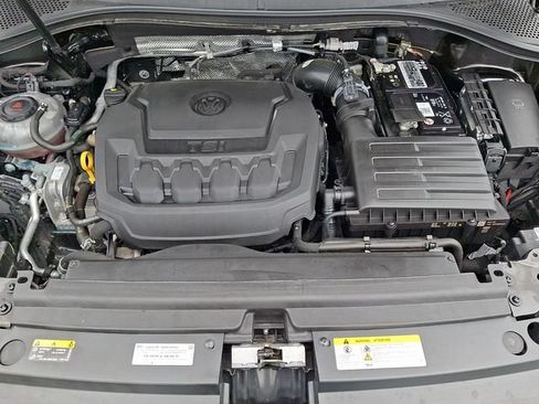 Used 2023 Volkswagen Tiguan SE w/ Panoramic Sunroof Package AWD/4WD image 28