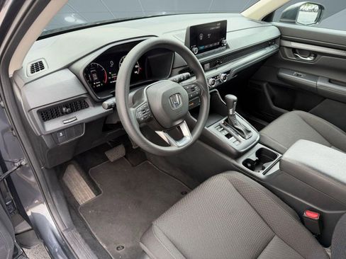 Used 2025 Honda CR-V LX image 4