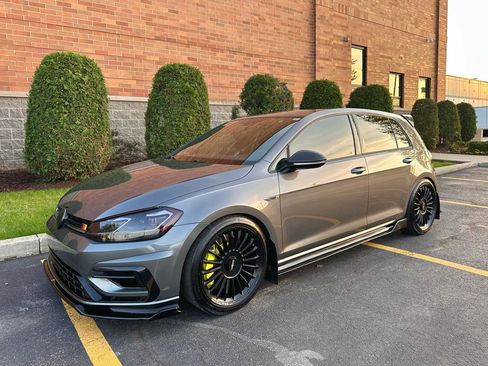 Used 2019 Volkswagen Golf R 4-Door image 4